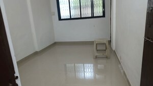 Furnished Amenities in 1 BHK Apartment at Roy Mansion, Santacruz East – for Rent