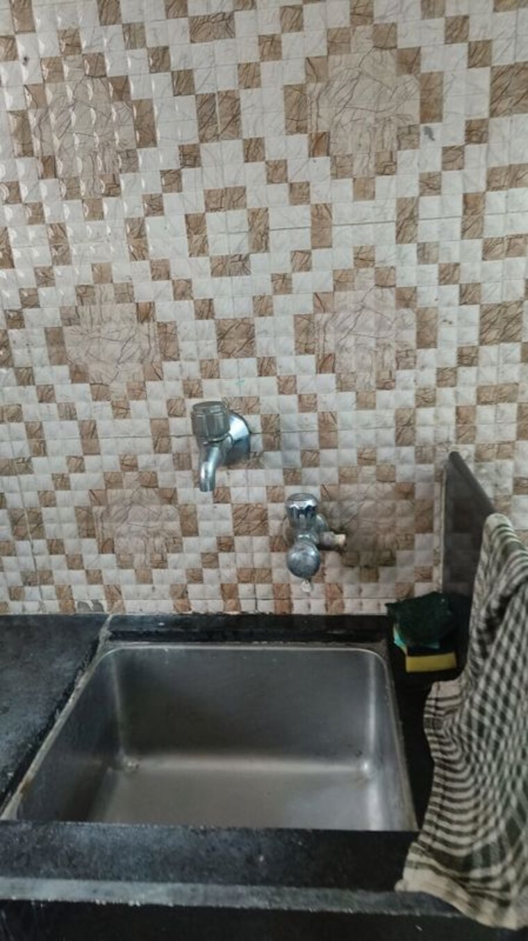 Bathroom, roy-mansion 1 Bedroom 400 Sq.Ft. Apartment In Santacruz East Mumbai 10561358