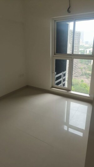 Room in 2 BHK Apartment at L And T Rejuve 360, Mulund West – for Rent