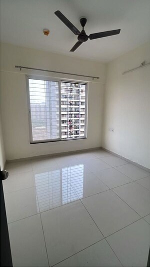 Room in 2 BHK Apartment at Kolte Patil R10, Hinjewadi – for Rent