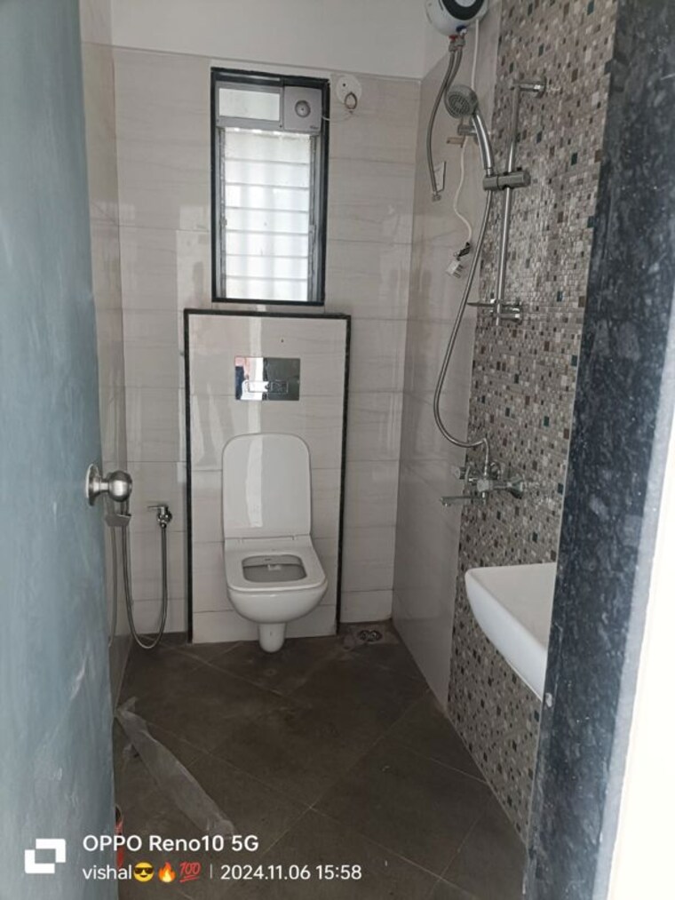 Bathroom, yash-trinity 2 Bedroom 650 Sq.Ft. Apartment In Dadar West Mumbai 10561407