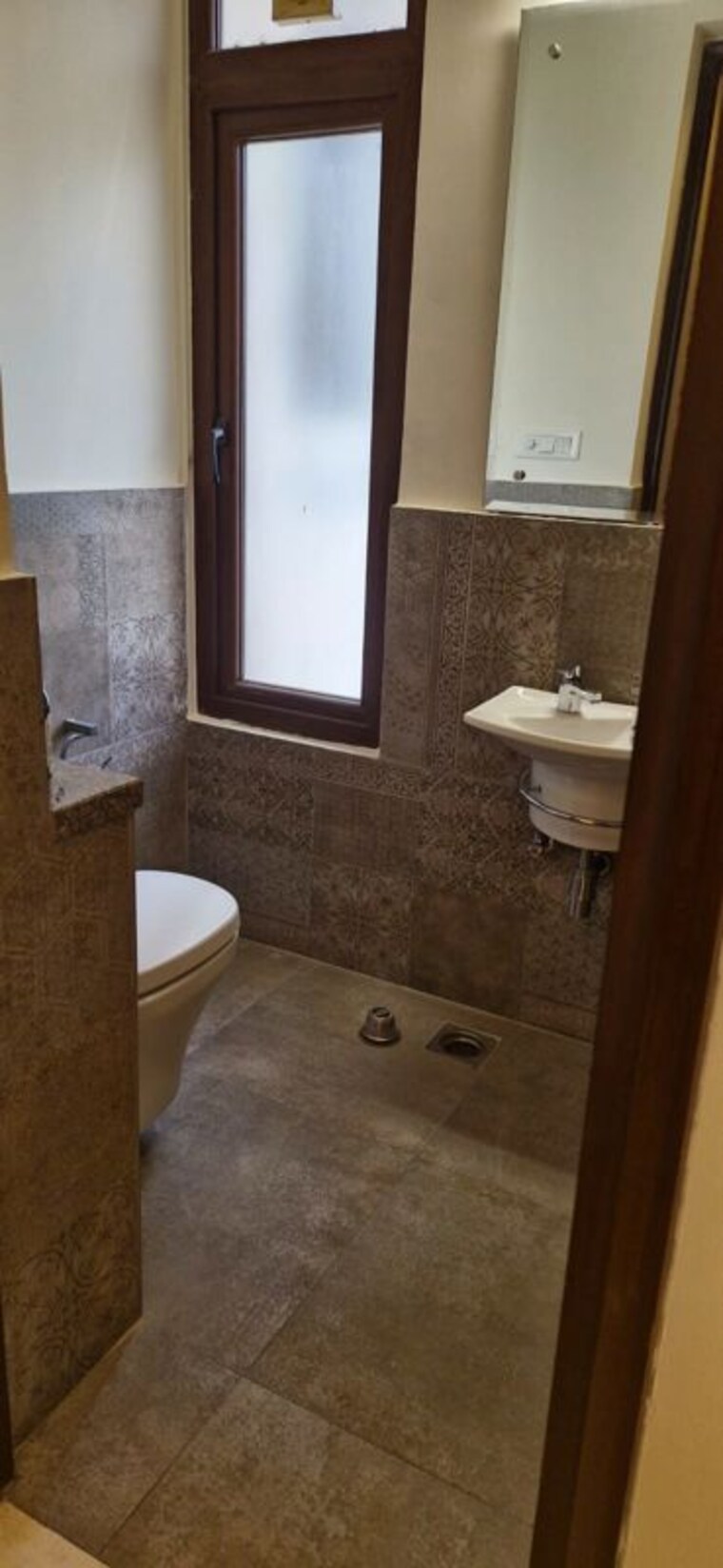 Bathroom, craft-destination-43 3 Bedroom 215 Sq.Yd. Builder Floor In Sector 43 Gurgaon 10561430