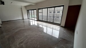 Room in 4 BHK Apartment at Times 104, Thaltej – for Rent