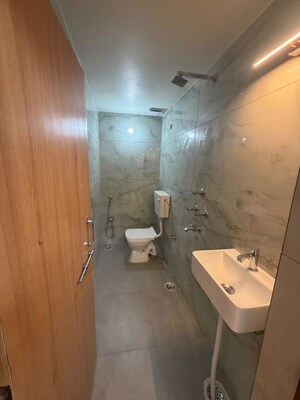 Bathroom in 5 BHK Apartment at Kabir Road – for Rent