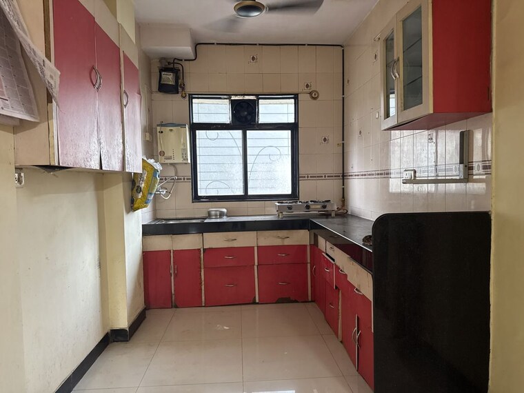 Kitchen, maruti-mahadev-nagar 3 Bedroom 1200 Sq.Ft. Apartment In Sunil Nagar Thane 10512289