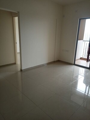 Room in 1 BHK Apartment at Mahindra Happinest Tathawade Phase 1, Tathawade – for Rent