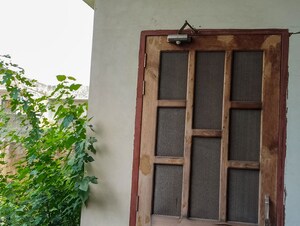 Furnished Amenities in  Independent House at Salempur – for Sale