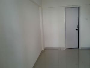 Room in 3.5 BHK Apartment at SiddhiVinayak Vision City, Jambhul – for Sale