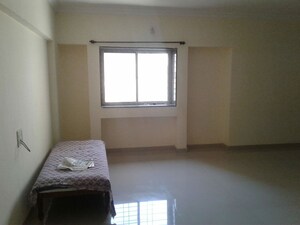 Room in 3.5 BHK Apartment at SiddhiVinayak Vision City, Jambhul – for Sale
