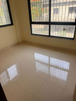 Room in 3 BHK Apartment at Pinnac Gangotri, Aundh – for Rent