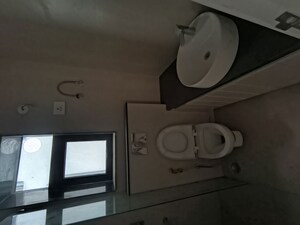 Bathroom in 3 BHK Apartment at Signature Global City 63A, Sector 63a – for Rent
