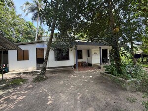  Independent House For Sale in Manappally