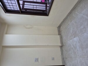Furnished Amenities in 2.5 BHK Builder Floor at Mayur Vihar – for Sale
