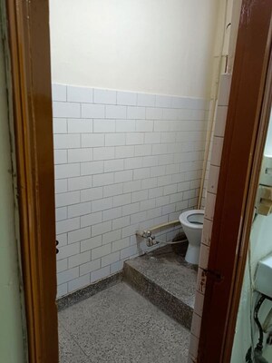 Bathroom in 1 BHK Builder Floor at Lajpat Nagar 4 – for Rent