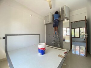 Furnished Amenities in 2 BHK Builder Floor at Hsr Layout Sector 3 – for Rent