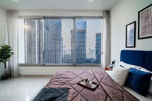 Bedroom in 4 BHK Apartment at Andheri West – for Sale