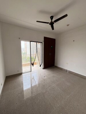 2 BHK Apartment For Rent in Omkar Royal Nest, Tech Zone 4 Greater Noida