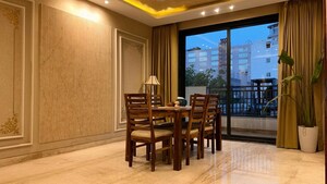 Gym in 3 BHK Builder Floor at Smart World Orchard, Sector 61 – for Sale