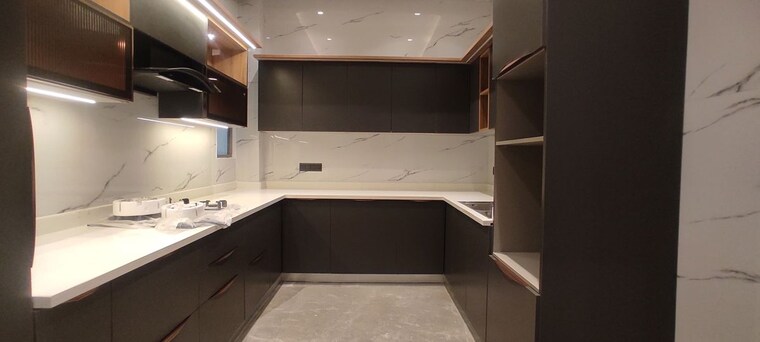 Kitchen, malviya nagar 3 Bedroom 200 Sq.Yd. Builder Floor In Malviya Nagar Delhi 10561879
