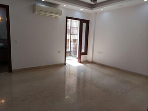 Room in 4 BHK Builder Floor at Vasant Vihar – for Sale