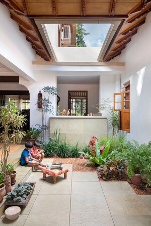 6 BHK Villa – Exterior View View at Shivajinagar - for Sale