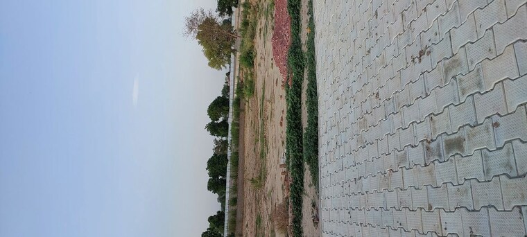 undefined, gwalior road  111 Sq.Yd. Plot In Gwalior Road Agra 10561897