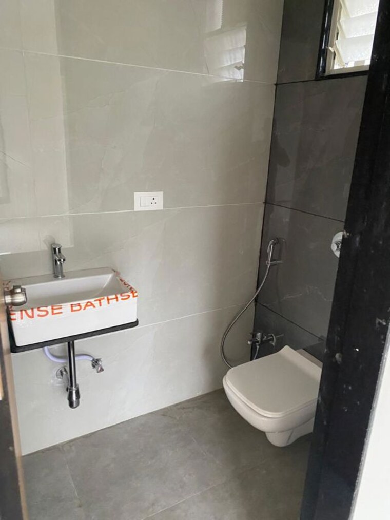 Bathroom, anp-memento 2 Bedroom 1000 Sq.Ft. Apartment In Wakad Pune 10561905