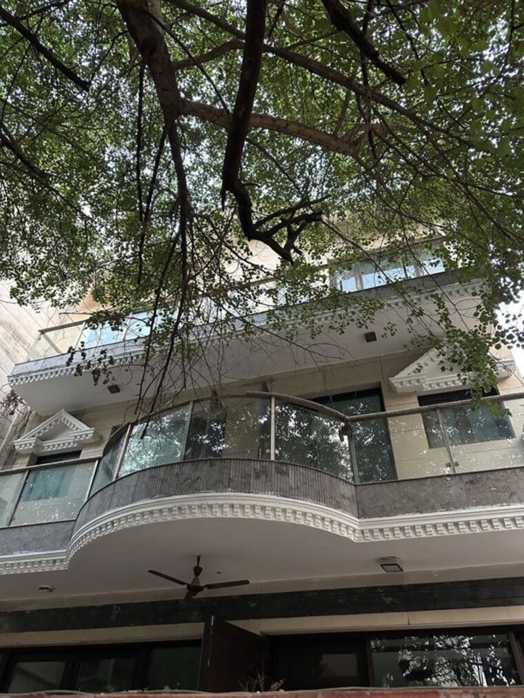Exterior View, sukhdev vihar 3 Bedroom 3000 Sq.Ft. Builder Floor In Sukhdev Vihar Delhi 10561914