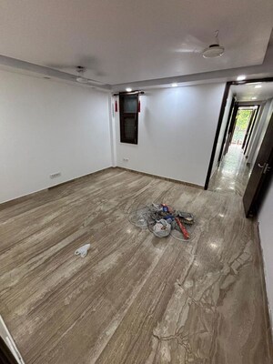 Room in 2 BHK Builder Floor at Malviya Nagar – for Rent