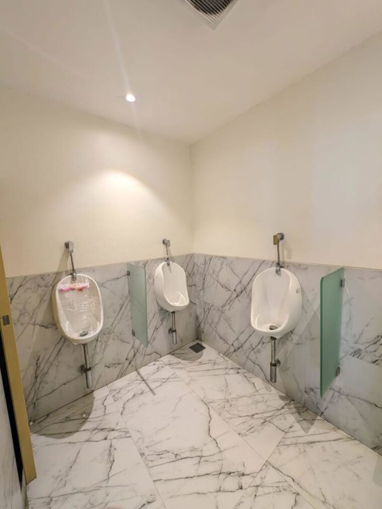 Bathroom, kohinoor-square-altissimo Commercial Office Space 2780 Sq.Ft. In Dadar West Mumbai 10561938