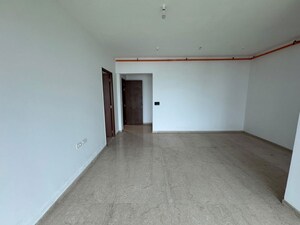 Room in 3 BHK Apartment at Kalpataru Immensa, Kolshet Road – for Sale