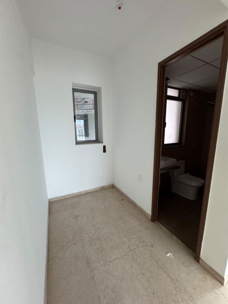 Bathroom, kalpataru-immensa 3 Bedroom 1150 Sq.Ft. Apartment In Kolshet Road Thane 10561950