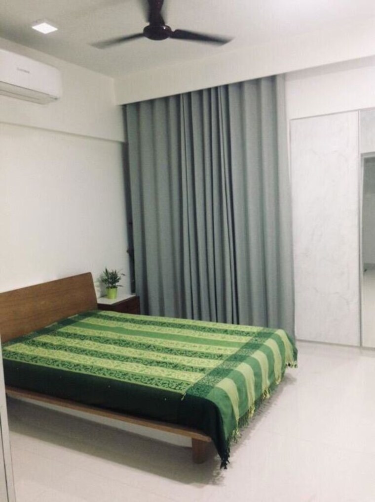 Bedroom, rustomjee-urbania-azziano 3 Bedroom 1145 Sq.Ft. Apartment In Thane West Thane 10561958