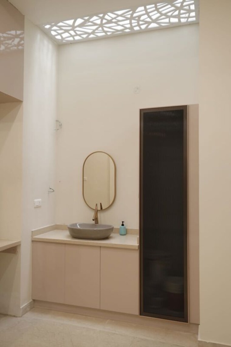 Bathroom, skandaavani-spirit-of-one 4 Bedroom 4000 Sq.Ft. Villa In Varthur Bangalore 10561957