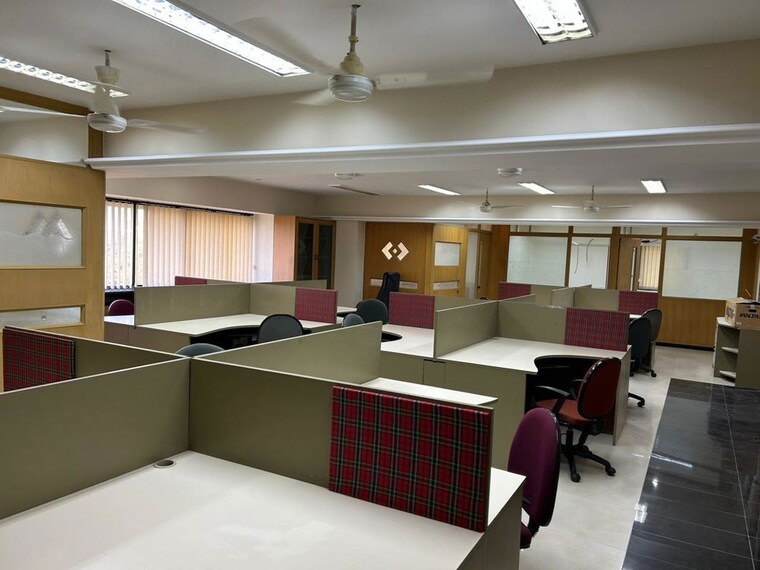 Team Area, lower parel Commercial Office Space 3690 Sq.Ft. In Lower Parel Mumbai 10561965