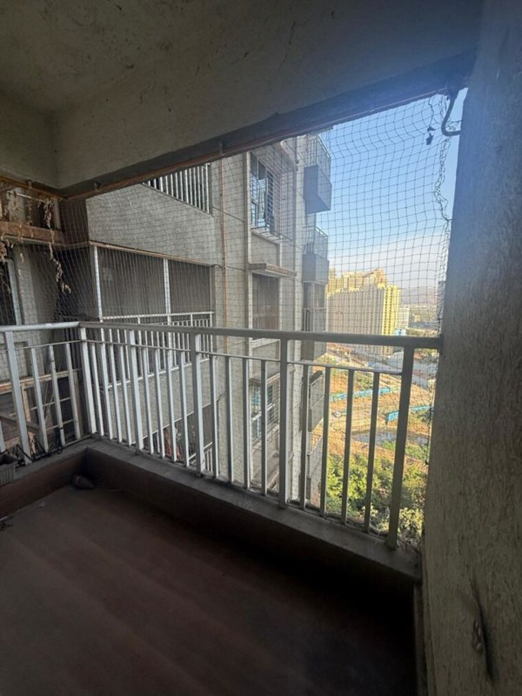 Balcony, lodha-amara 2 Bedroom 735 Sq.Ft. Apartment In Kolshet Road Thane 10561971