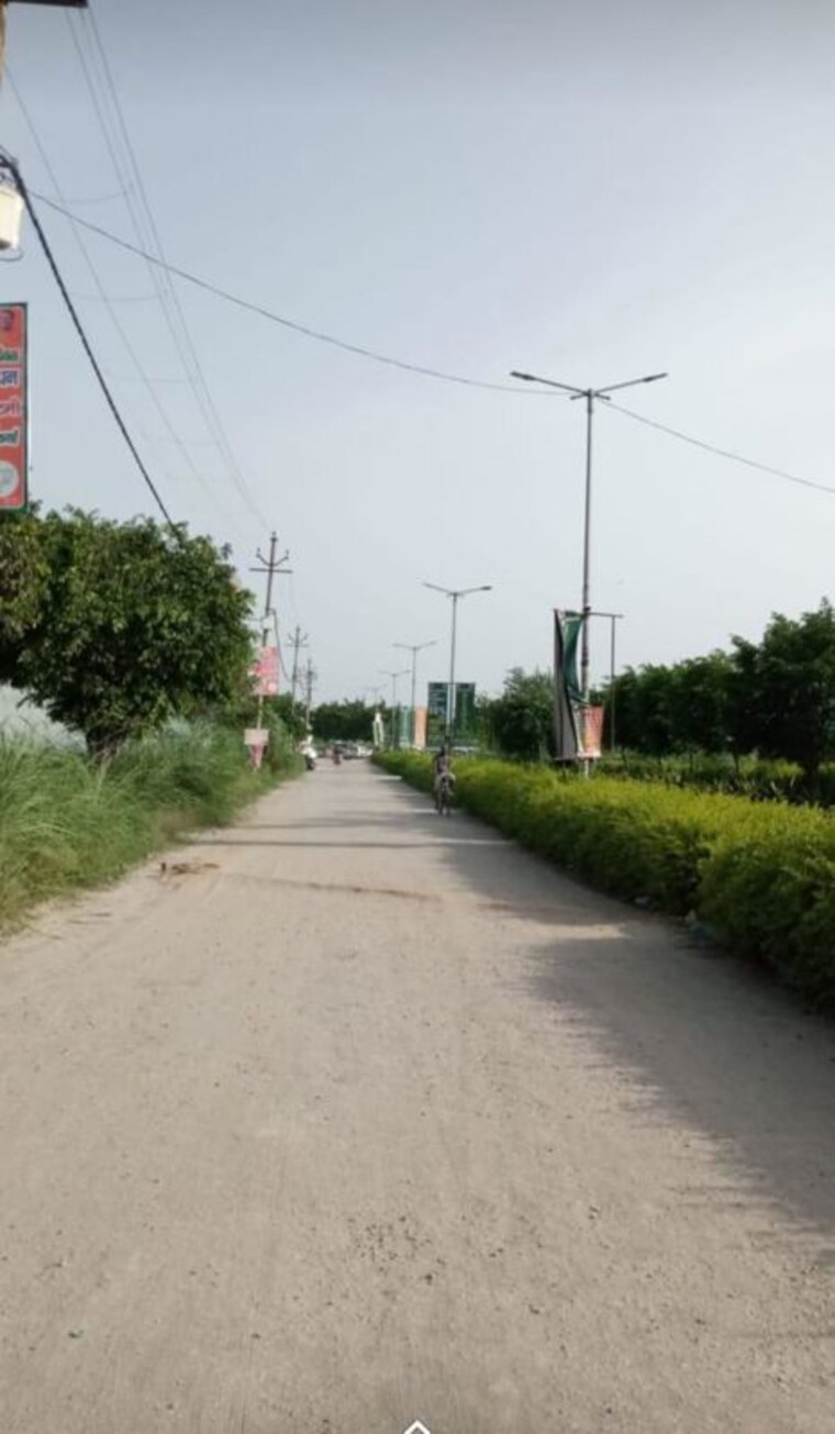 Garden, baghpat road  136 Sq.Yd. Plot In Baghpat Road Meerut 10561976