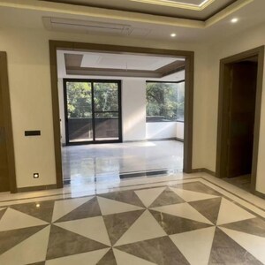 Building Lobby in 3 BHK Apartment at Lalbaug – for Rent