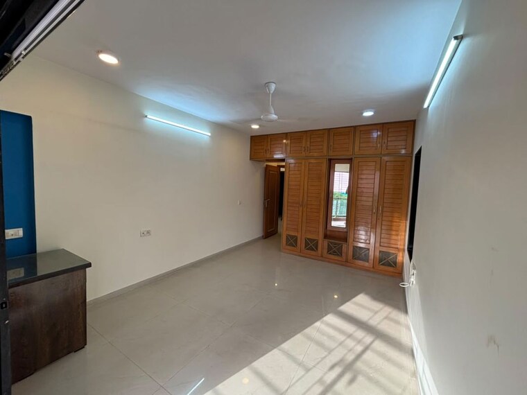 Room, dheeraj-plaza 3 Bedroom 1450 Sq.Ft. Apartment In Bandra West Mumbai 10562007