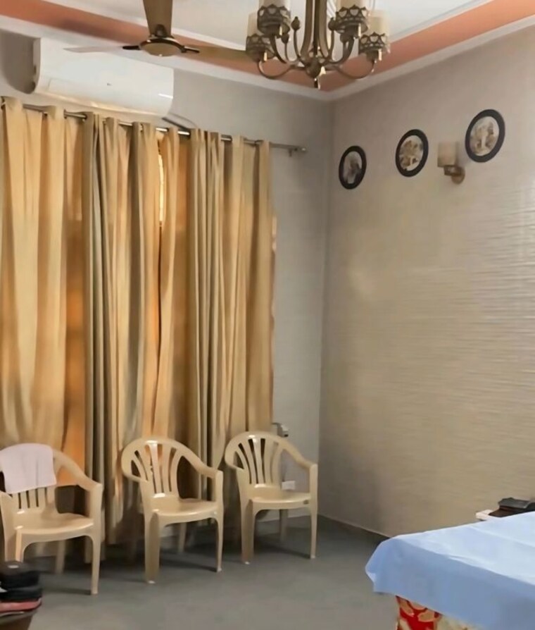 undefined, alpha ii greater noida 6 Bedroom 200 Sq.Mt. Independent House In Alpha Ii Greater Noida Greater Noida 10562009