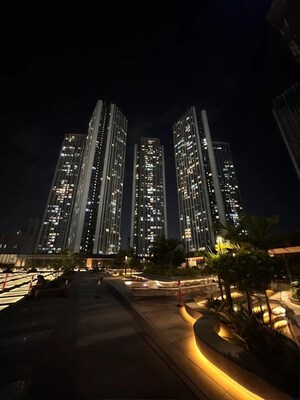 4 BHK Apartment – Exterior View View at Oberoi Sky City, Borivali East - for Sale