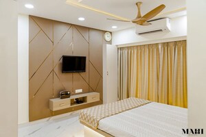 Team Area in 2 BHK Apartment at Kanakia Paris, Bandra East – for Rent