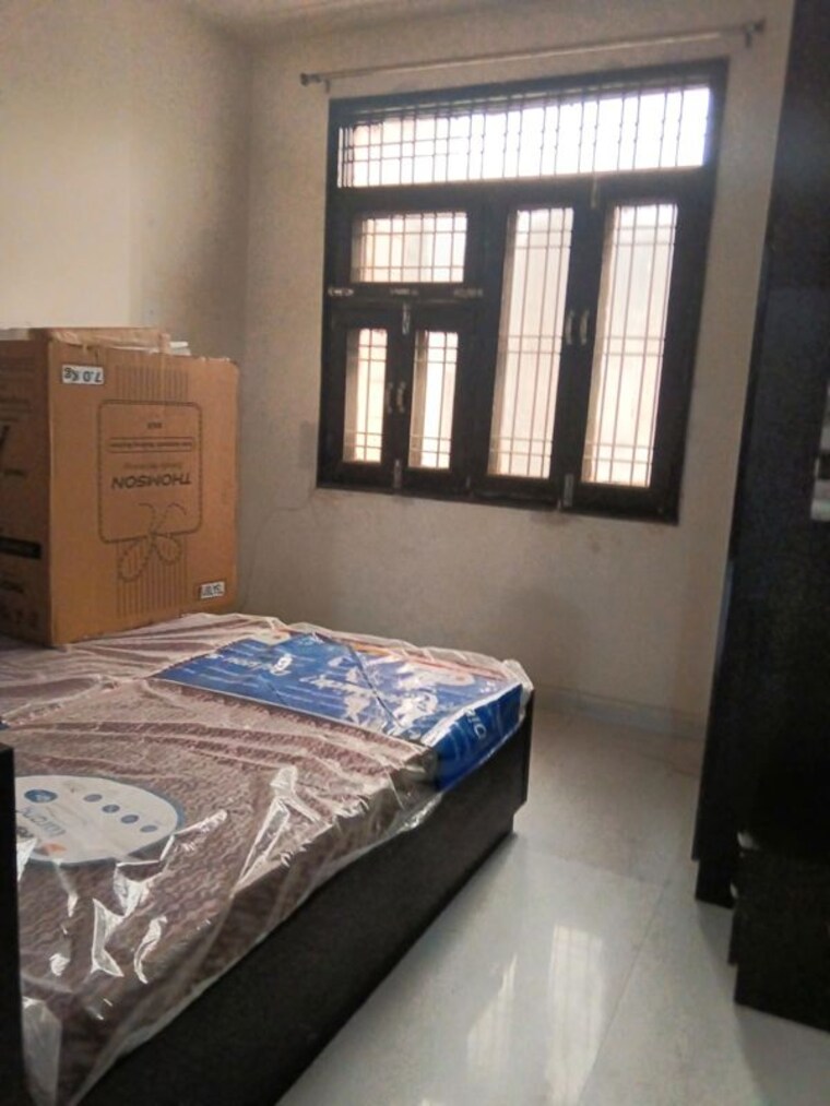 Bedroom, rwa-apartments-sector-122 2 Bedroom 2000 Sq.Ft. Apartment In Sector 122 Noida 10562044