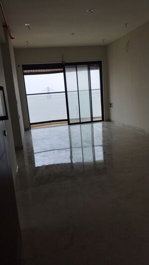 Room in 3 BHK Apartment at Ramkunj CHS Dadar, Dadar West – for Sale