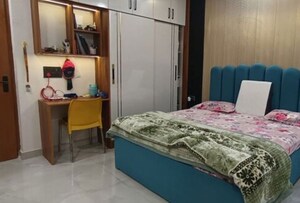 3 BHK Builder Floor For Sale in BPTP Parkland, Sector 75