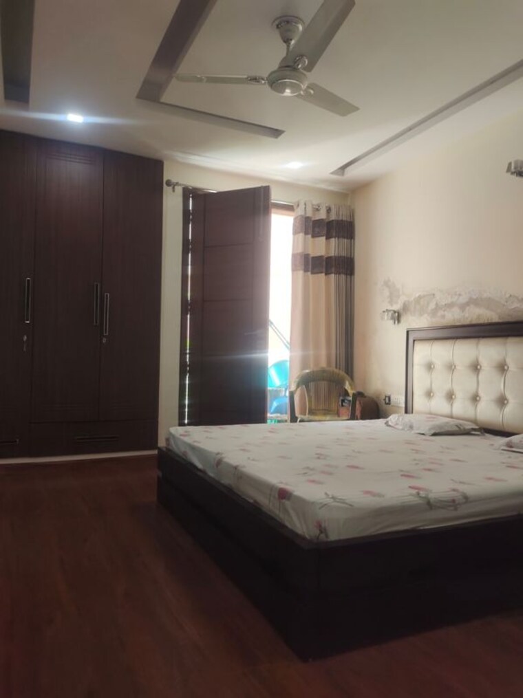 Bedroom, green park 4 Bedroom 4000 Sq.Ft. Builder Floor In Green Park Delhi 10562084