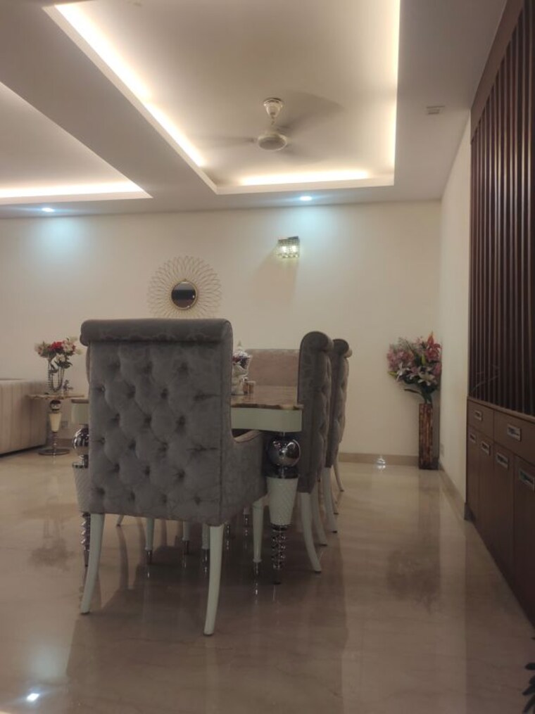 Living Room, green park 4 Bedroom 4000 Sq.Ft. Builder Floor In Green Park Delhi 10562084