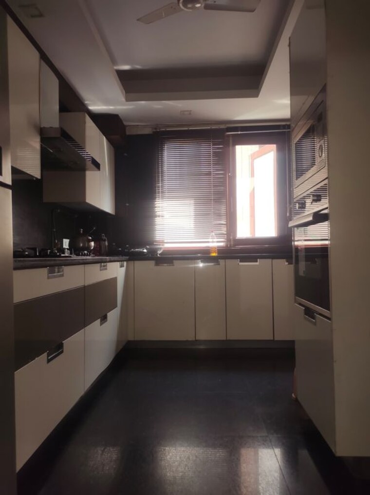 Kitchen, green park 4 Bedroom 4000 Sq.Ft. Builder Floor In Green Park Delhi 10562084