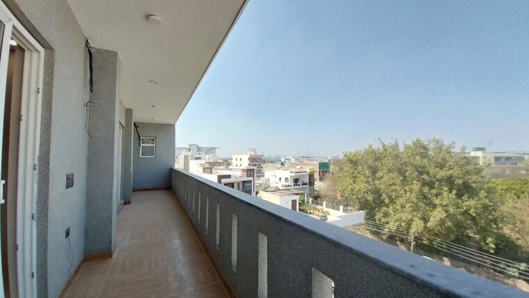 Balcony, sector 42 3 Bedroom 1300 Sq.Ft. Builder Floor In Sector 42 Faridabad 10561332