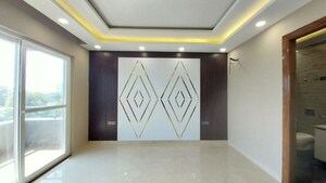 Room in 3 BHK Builder Floor at Sector 42 – for Sale